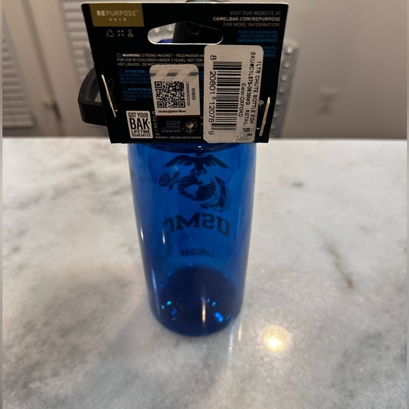 USMC CAMELBAK 33oz Leak Proof Tritan Renew Water Bottle - Picture 8 of 11